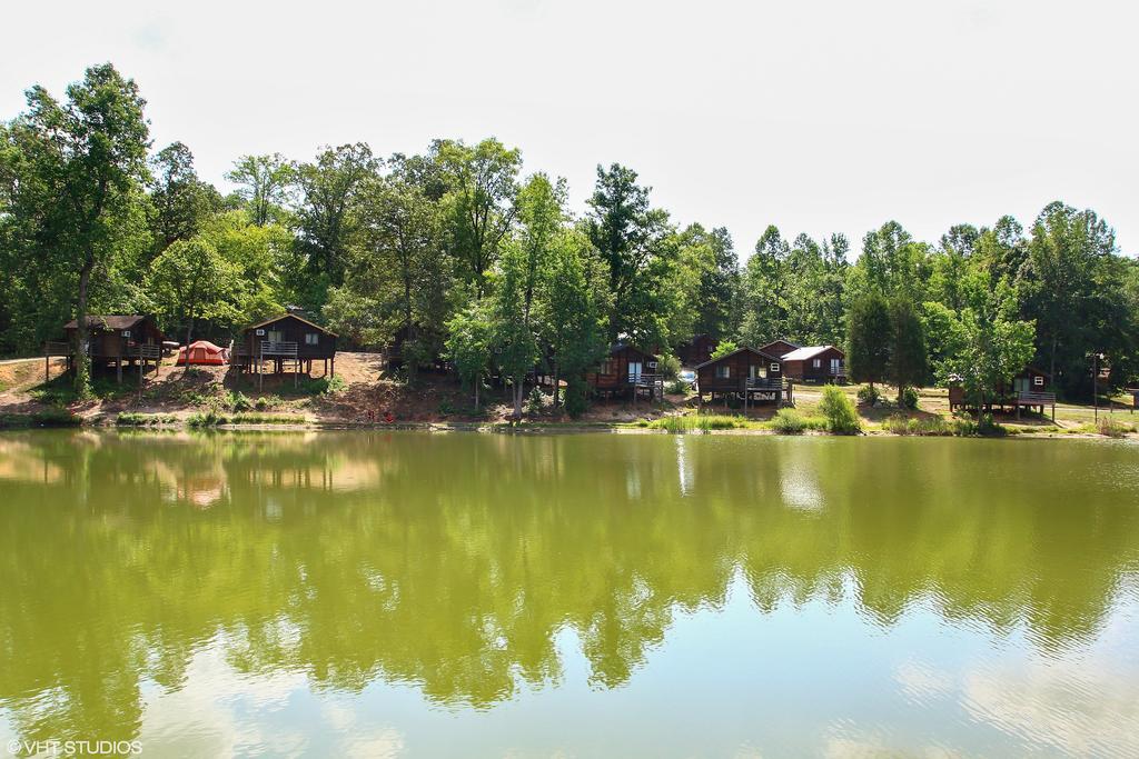 Forest Lake Camping Resort Lakefront Cabin 8 Advance Buitenkant foto