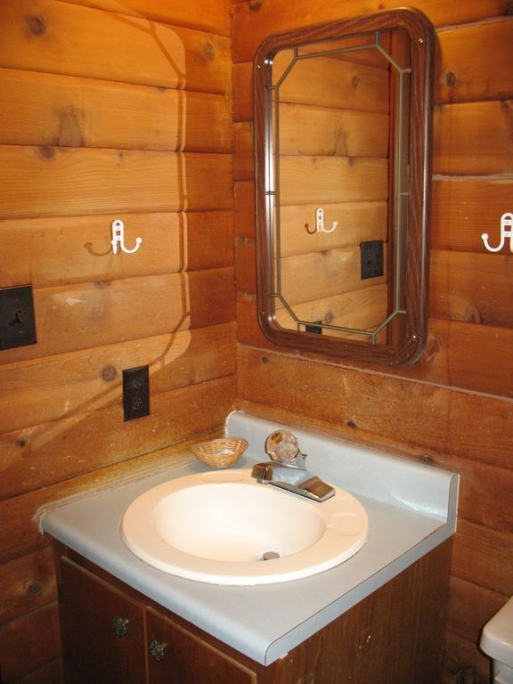 Forest Lake Camping Resort Lakefront Cabin 8 Advance Buitenkant foto
